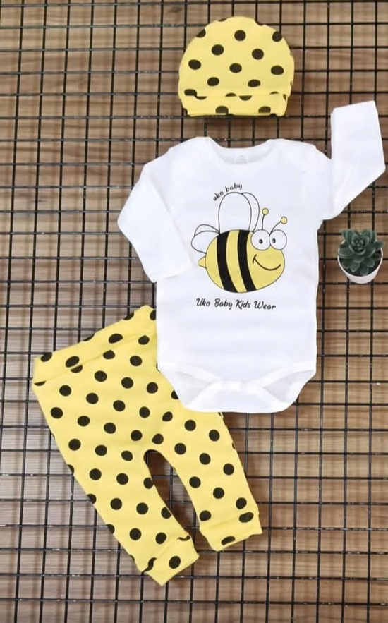 Bee-Themed 3-Piece Baby Clothing Set – Cotton Bodysuit, Polka Dot Leggings & Matching Beanie for Newborns