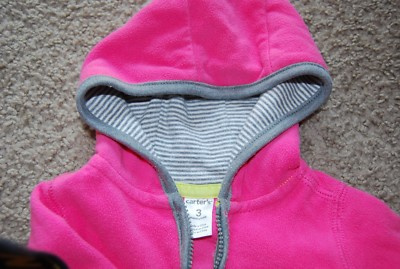 Carter’s 3-Piece Baby Girl Cardigan Set – Pink Fleece Hoodie, Heart Bodysuit & Grey Pants (12_18 Months)