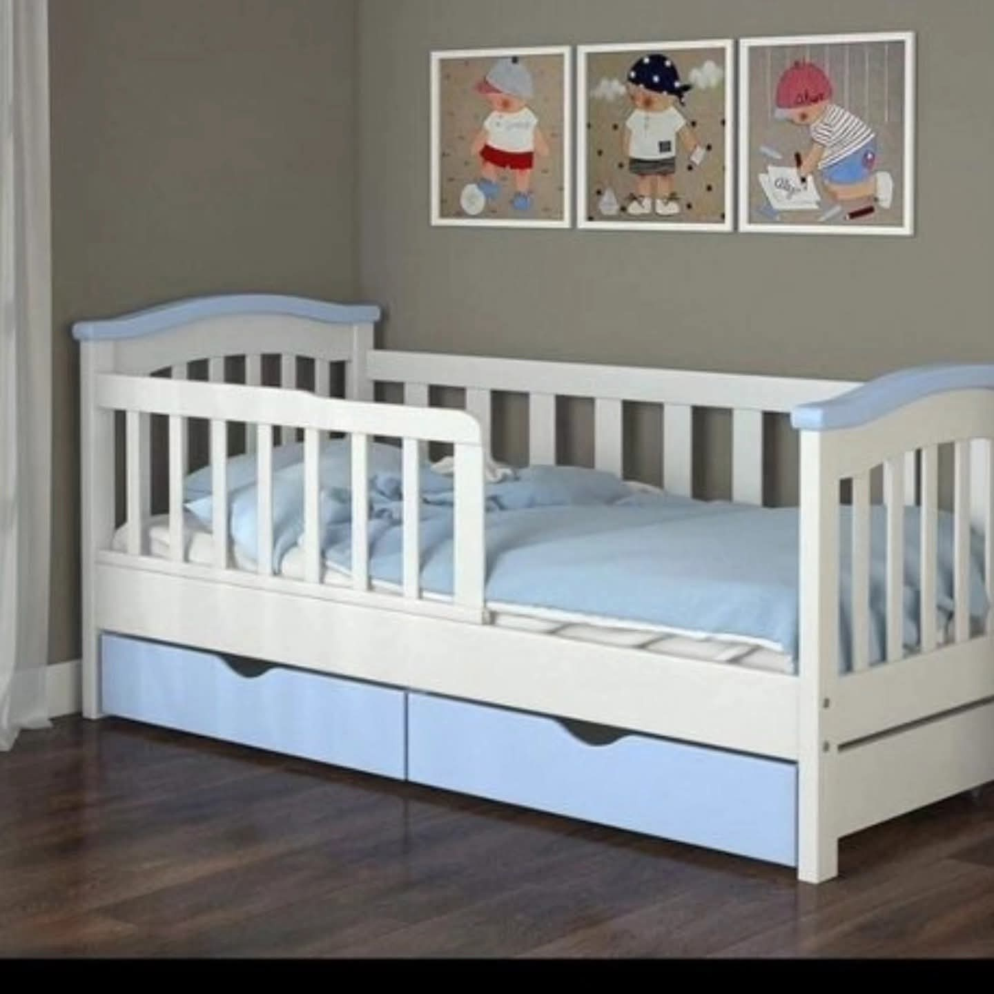 Wooden Toddler Bed with Storage Drawers & Safety Side Rails