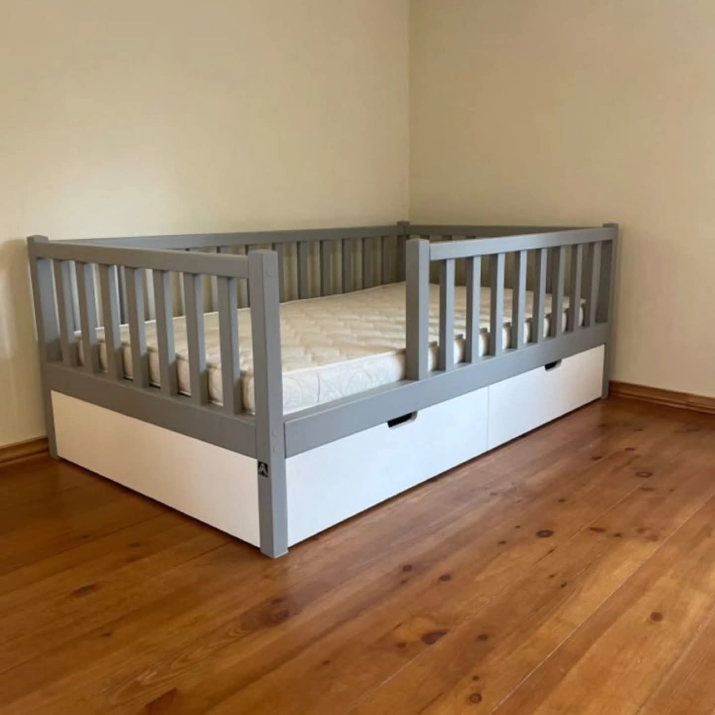 Wooden Toddler Bed with Storage Drawers & Safety Side Rails