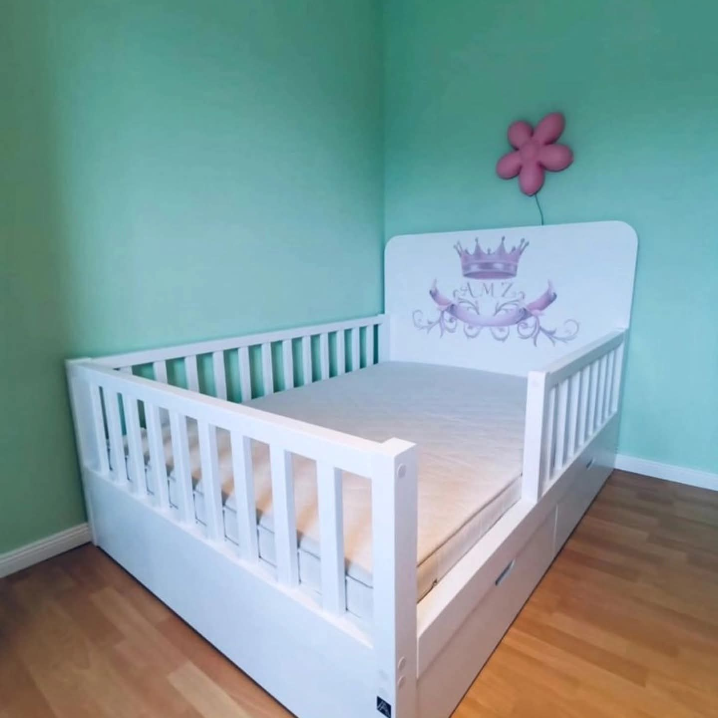 Wooden Toddler Bed with Storage Drawers & Safety Side Rails