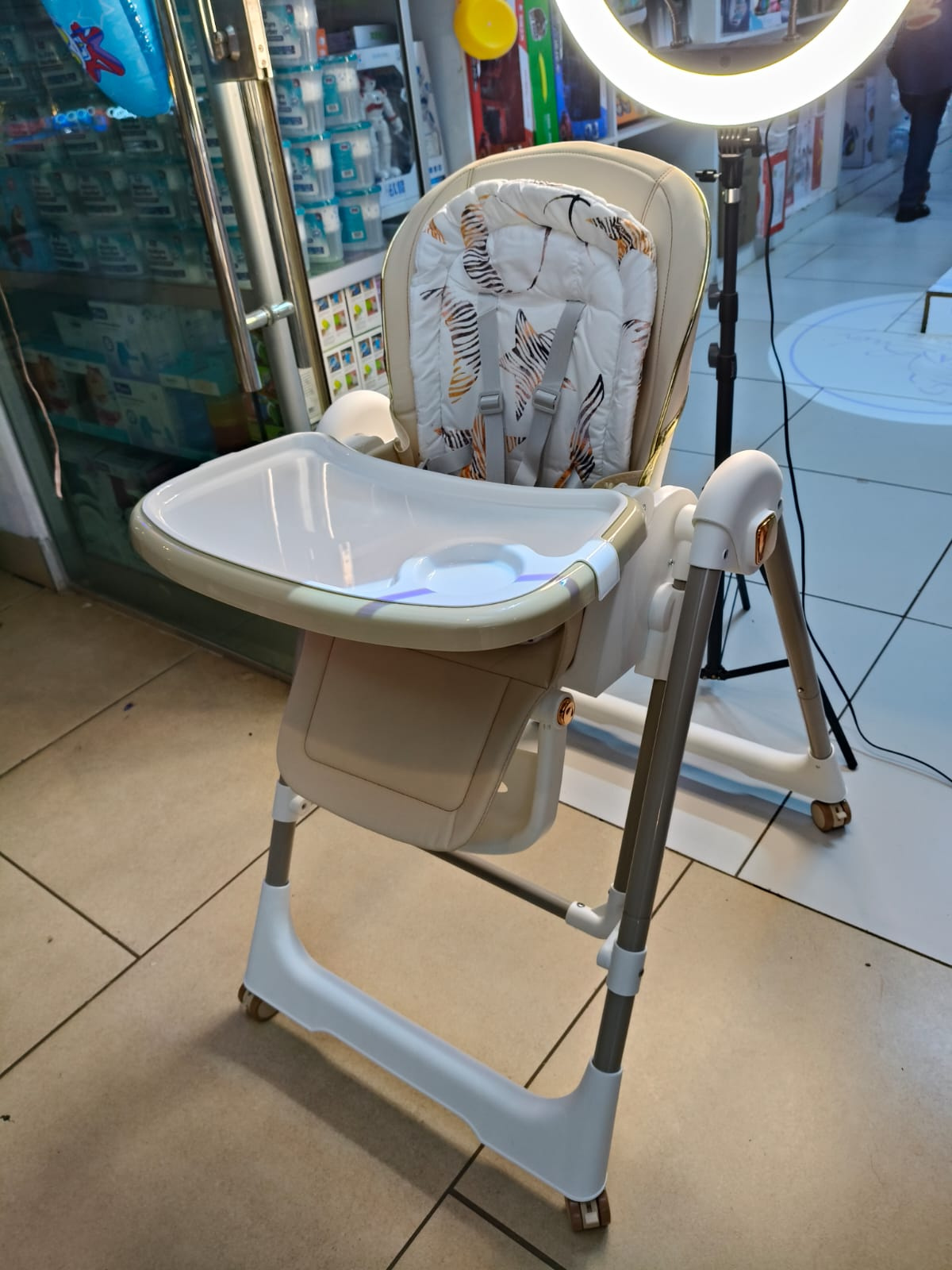 2-in-1 Baby High Chair & Swing Adjustable Foldable Feeding Chair Beige White