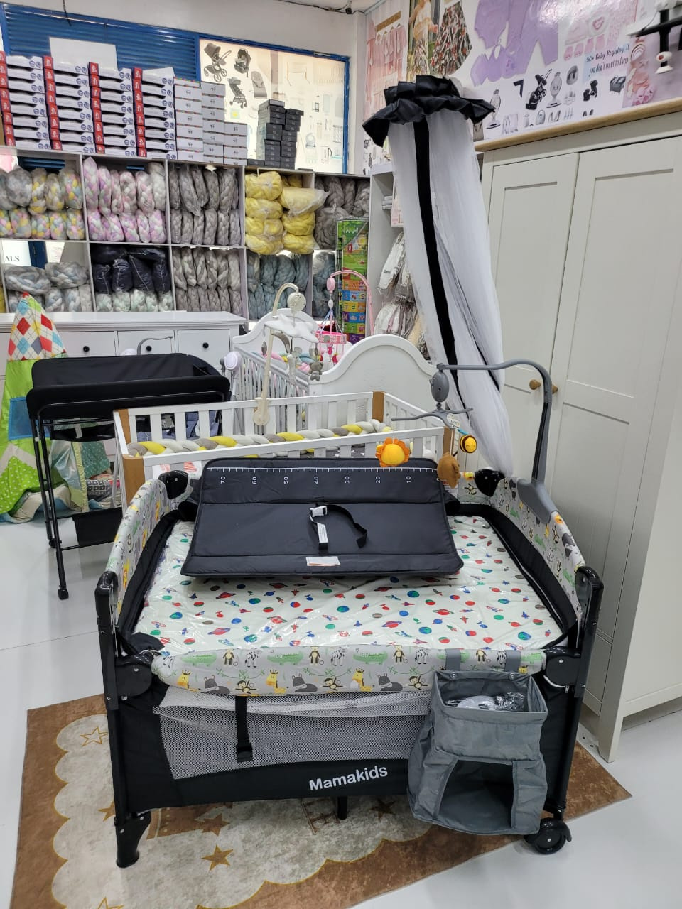 Mamakids cosleeper playpen
