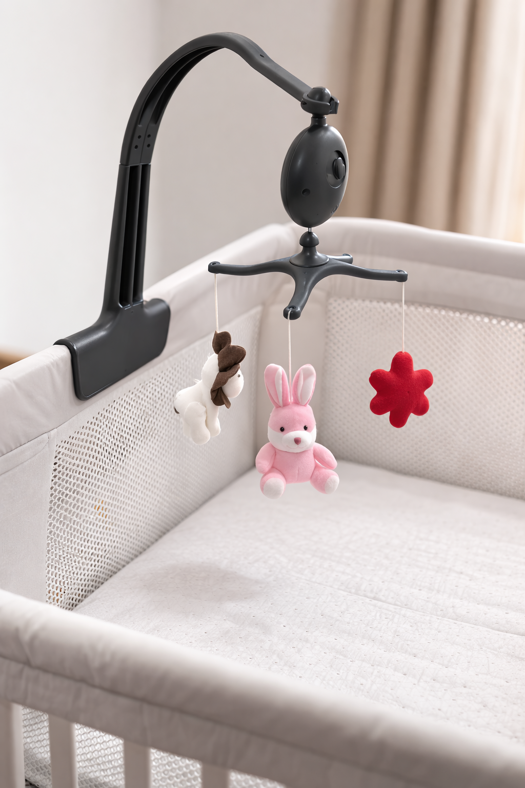 Musical Crib Mobile with Rotating Plush Toys – Wind-Up Baby Cot Mobile with Lullaby Music for Playpen, Bassinet & Crib