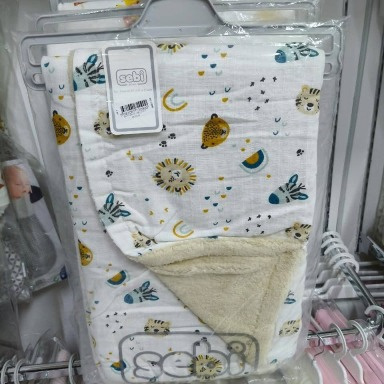 Muslin/fleece blankets