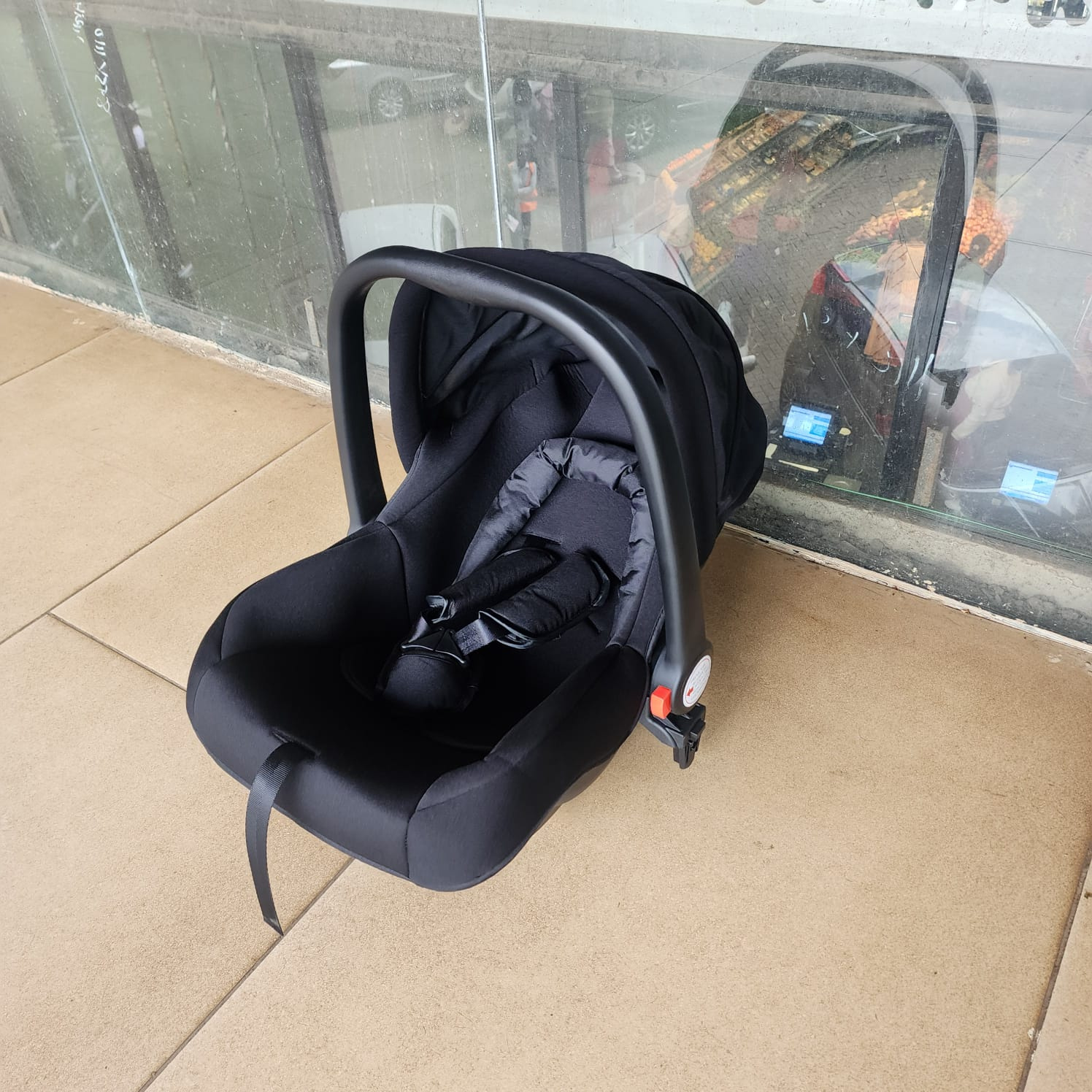 Black Infant Car Seat – Travel System Compatible, Newborn to 13kg