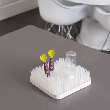 Grass Baby Bottle Drying Rack | BPA-Free Countertop Bottle Dryer for Bottles, Pacifiers & Accessories