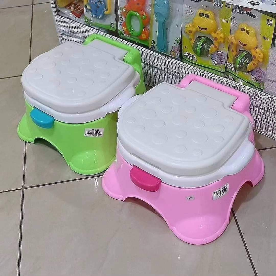 Fisher-Price Royal Stepstool Potty 3-in-1 Toddler Training Seat with Music & Step Stool