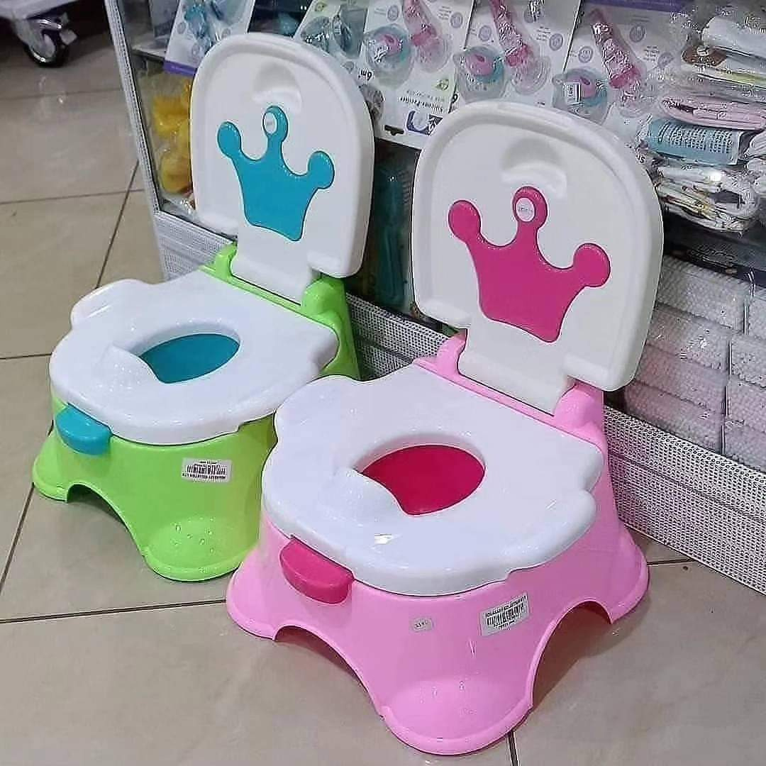Fisher-Price Royal Stepstool Potty 3-in-1 Toddler Training Seat with Music & Step Stool