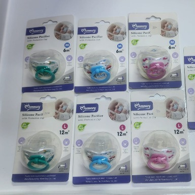 Momeasy Silicone Pacifiers with Cap | BPA-Free Baby Soothers