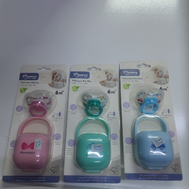 Momeasy Silicone Pacifier with Storage Box | BPA-Free Baby Soother