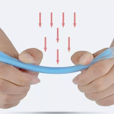 Soft Silicone Baby Feeding Spoon – BPA-Free Infant Weaning Spoon with Anti-Choking Design