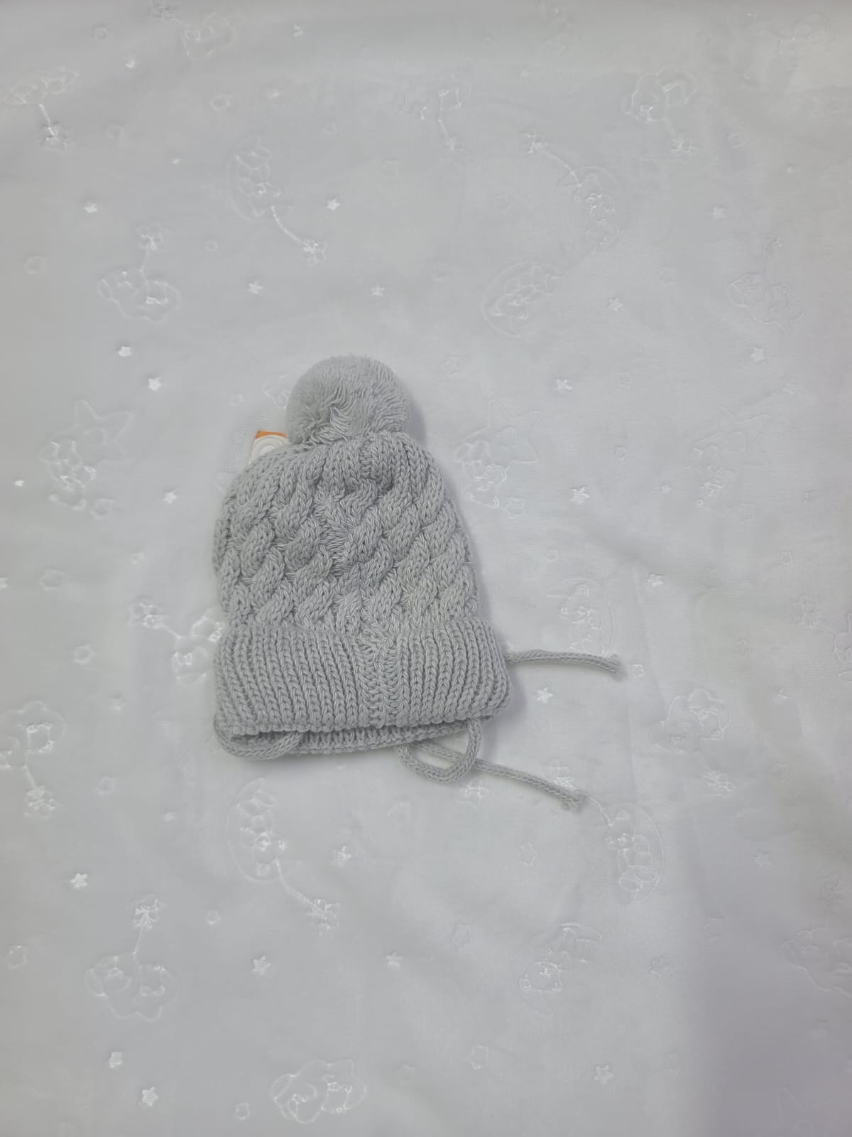 Baby Cable Knit Pompom Beanie – Soft Tie Hat for Newborns 0–6 Months