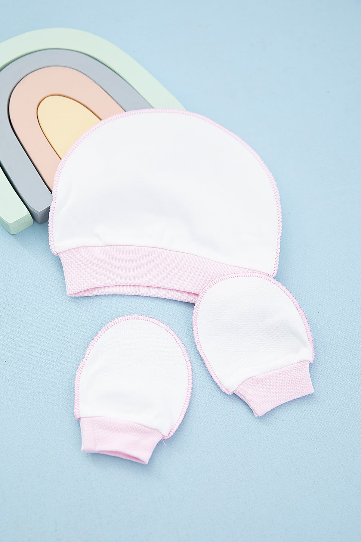 Panda Baby Cap & Mittens Set – Soft Newborn Hat & Scratch Mittens