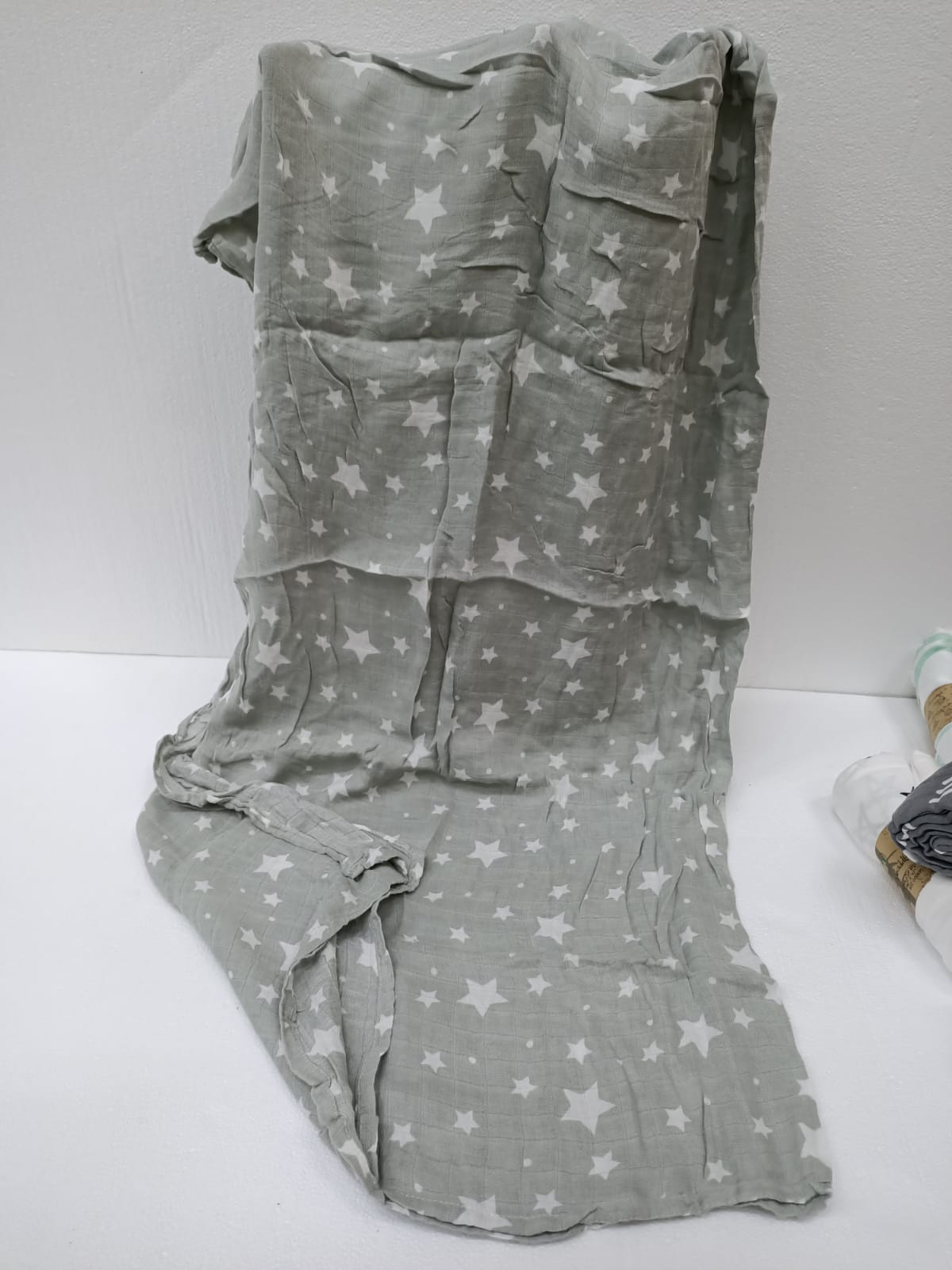 Aquababy 120×120cm Cotton Muslin Swaddle Blankets – Soft & Breathable