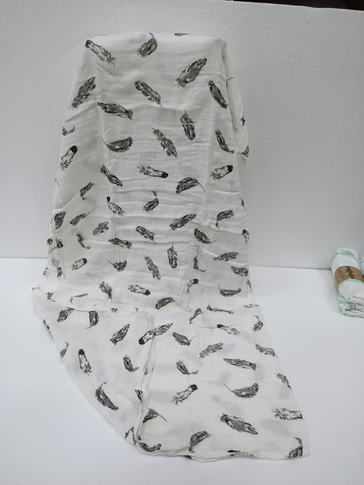 Aquababy 120×120cm Cotton Muslin Swaddle Blankets – Soft & Breathable