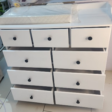 Wooden chest of drawers 3.5ft