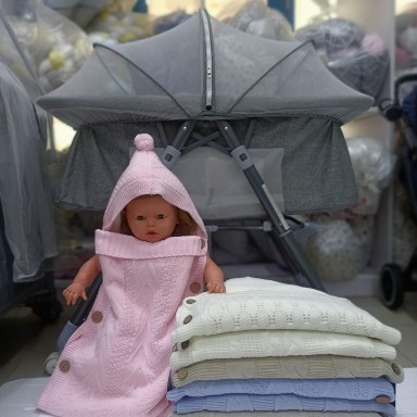 Premium Knitted Baby Swaddle Blanket with Hood & Buttons – Soft Newborn Wrap