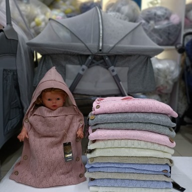 Premium Knitted Baby Swaddle Blanket with Hood & Buttons – Soft Newborn Wrap