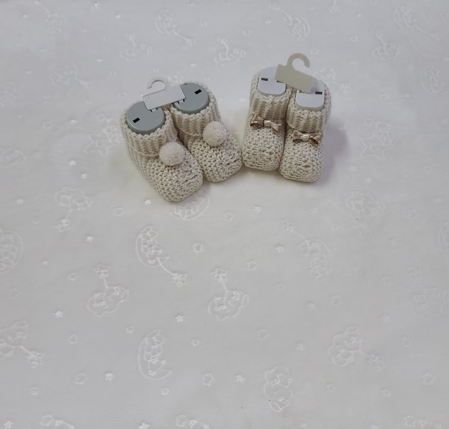Knitted Baby Booties/Socks for Newborns – Soft & Warm Pinetki (0–6 Months)