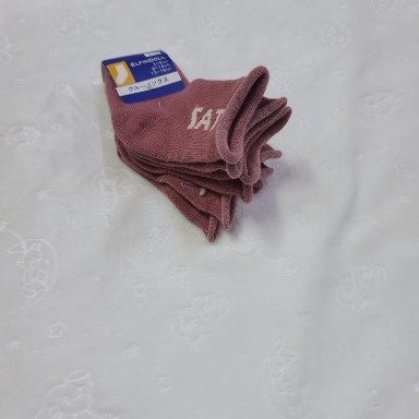 ELFINDOLL Anti-Slip Crew Socks 3-Pack