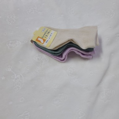 ELFINDOLL Anti-Slip Crew Socks 3-Pack