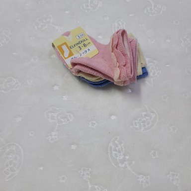 Baby Girl Lace Ruffle Antislip Socks 0–3 Months – Soft Cotton Blend Hosiery