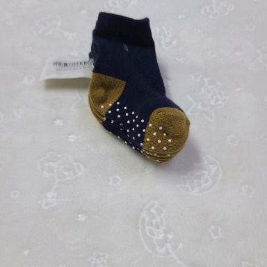 Non-Slip Baby Socks – Cotton Blend with Anti-Skid Grip