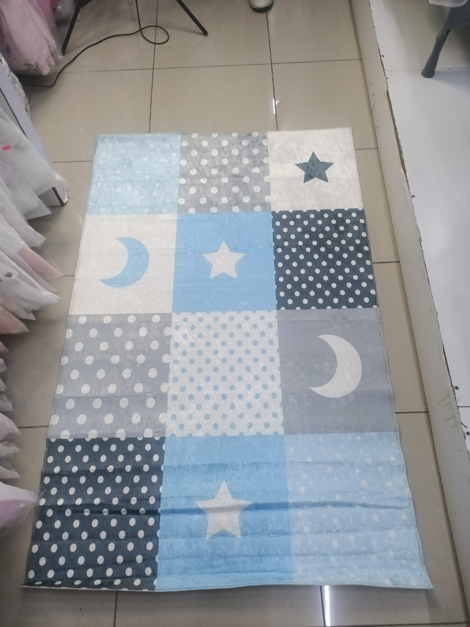 Non-Slip Kids Bedroom Rug Mat – Soft & Comfortable Nursery Floor Carpet