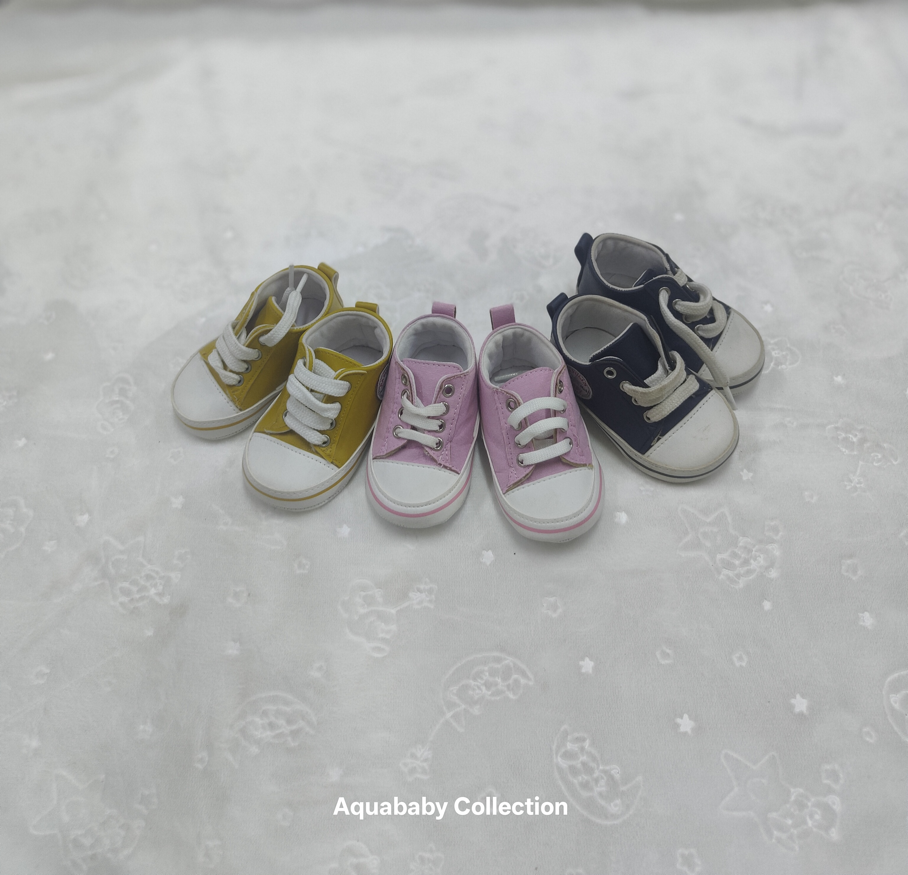 Papulin Prewalker Sneakers | Soft Sole Infant Shoes (Size 17, 0–4 Months)