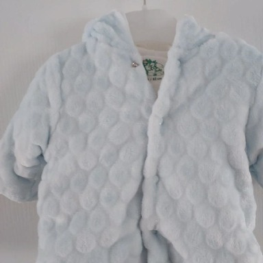 Light Blue Plush Hooded Baby Jacket – Soft & Cozy (3–12 Months)