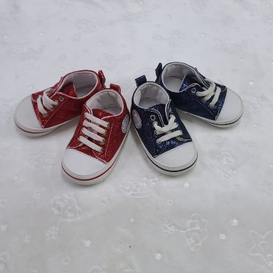 Papulin High-Top Glitter Baby Prewalker Shoes – Size 18 (4–9 Months)