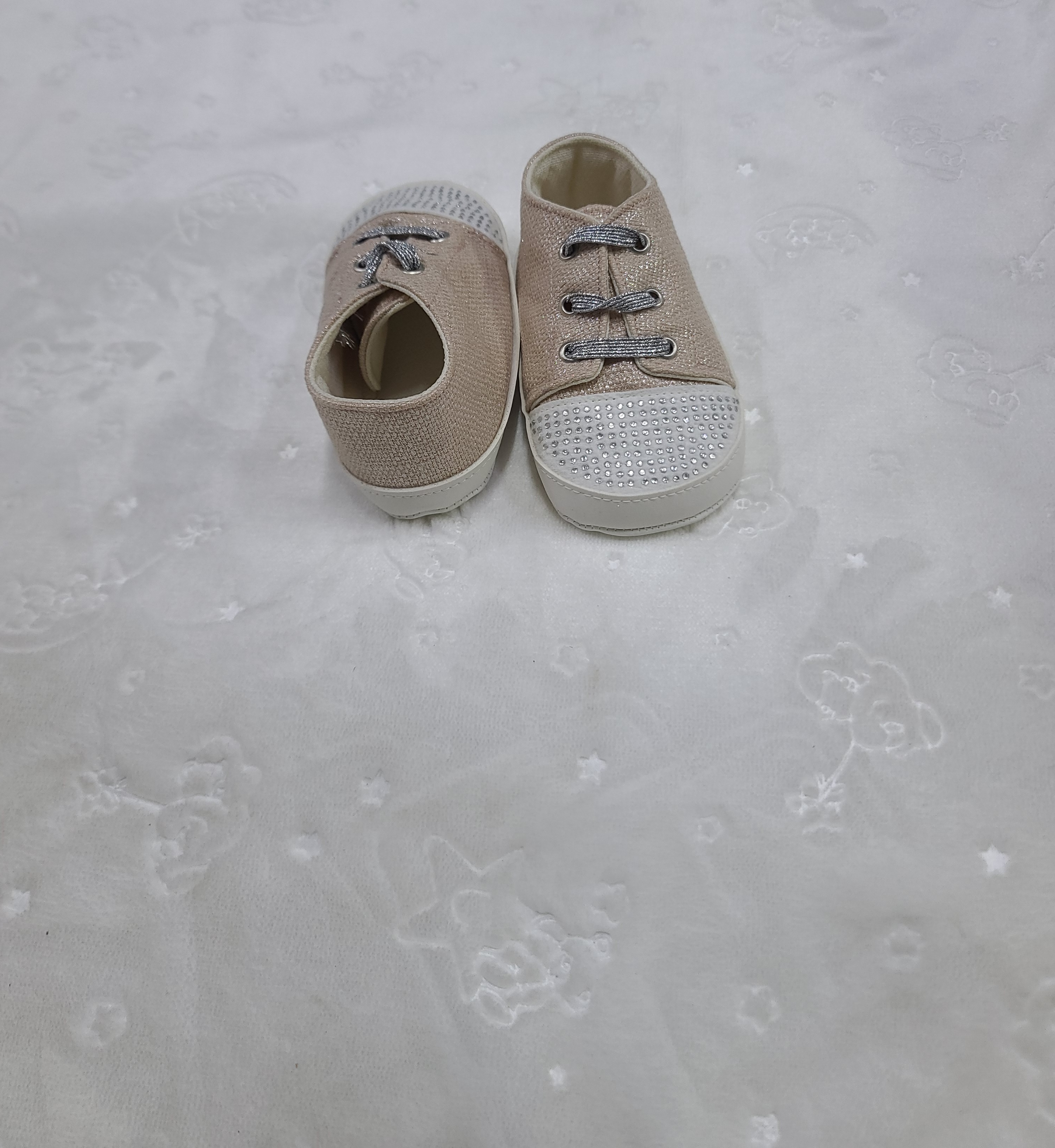 Funny Baby Silver Glitter Prewalker Crib Shoes – Size 18 (4–9 Months) and size 17 (0-4months)