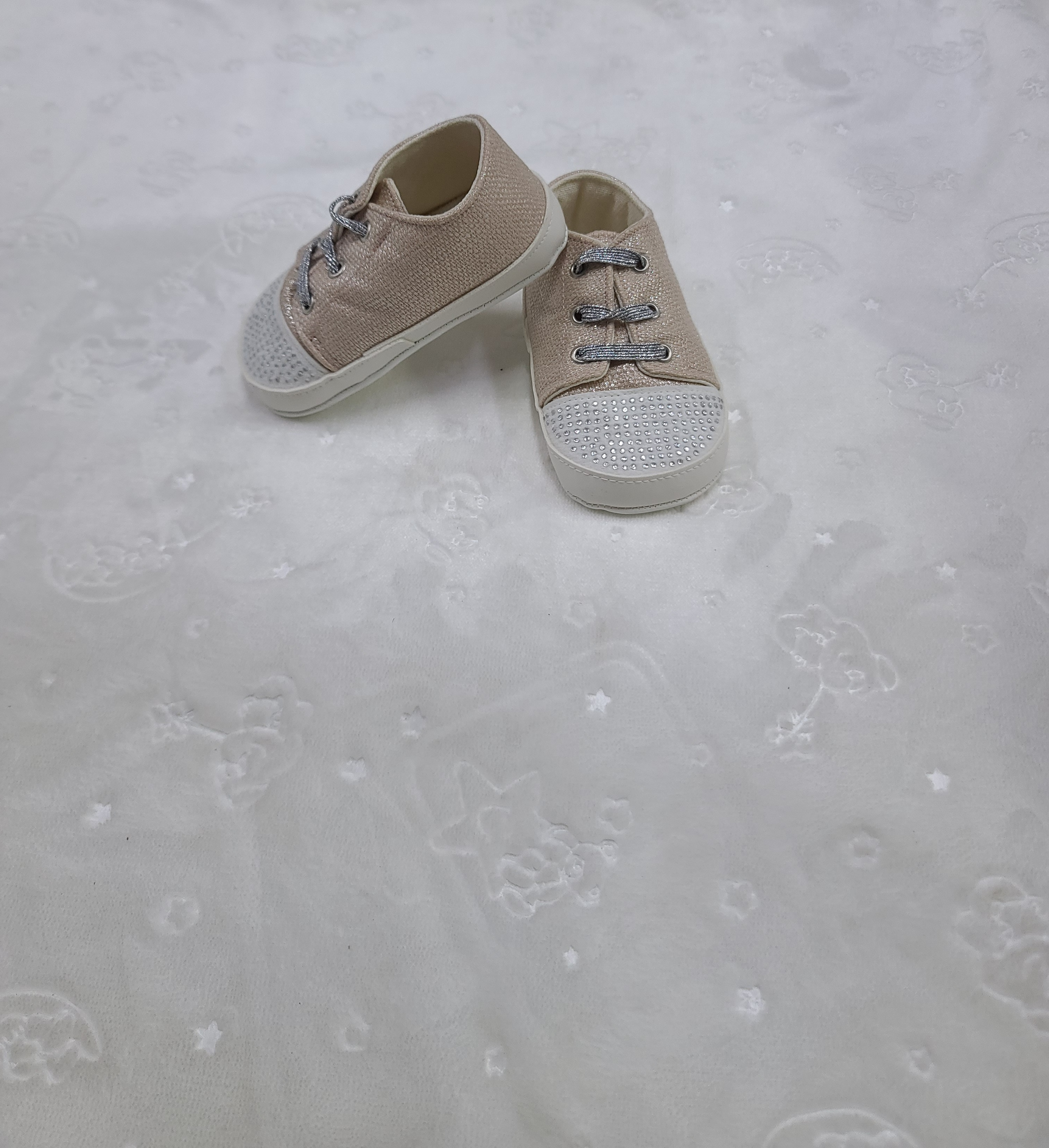 Funny Baby Silver Glitter Prewalker Crib Shoes – Size 18 (4–9 Months) and size 17 (0-4months)