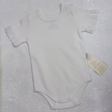 Pino Baby White Bodysuit with Lace Trim | Soft Cotton 0–3 Months