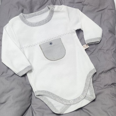 Classic Long-Sleeve Baby Bodysuit with Pocket Detail (6–9 Months)