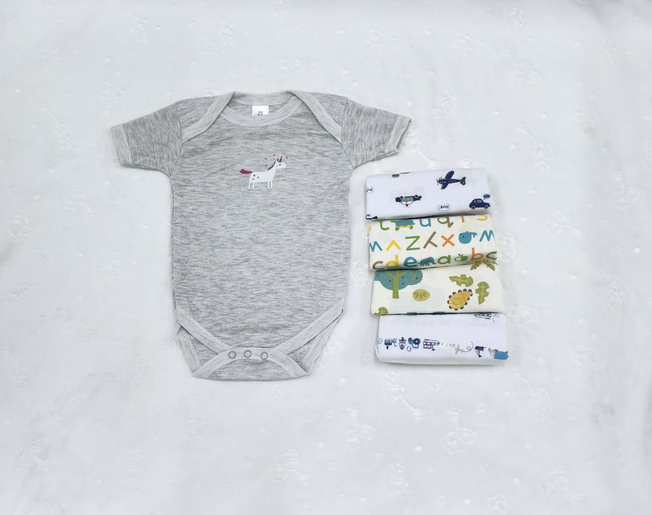 Cotton 5PCS Short Sleeve Baby Bodysuit Set (0–3 Months)