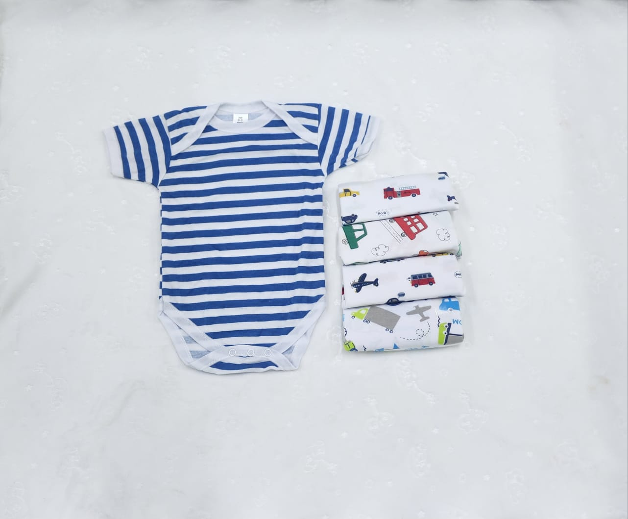 Cotton 5PCS Short Sleeve Baby Bodysuit Set (0–3 Months)