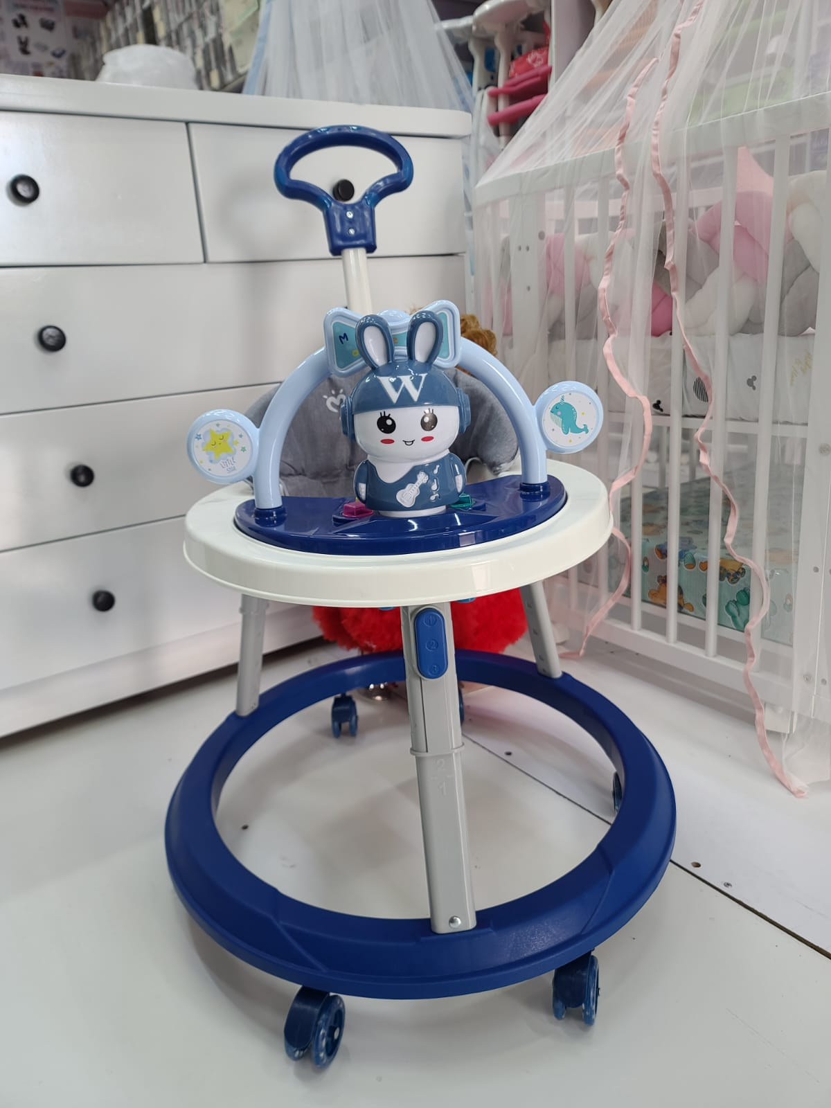 Adjustable baby walker