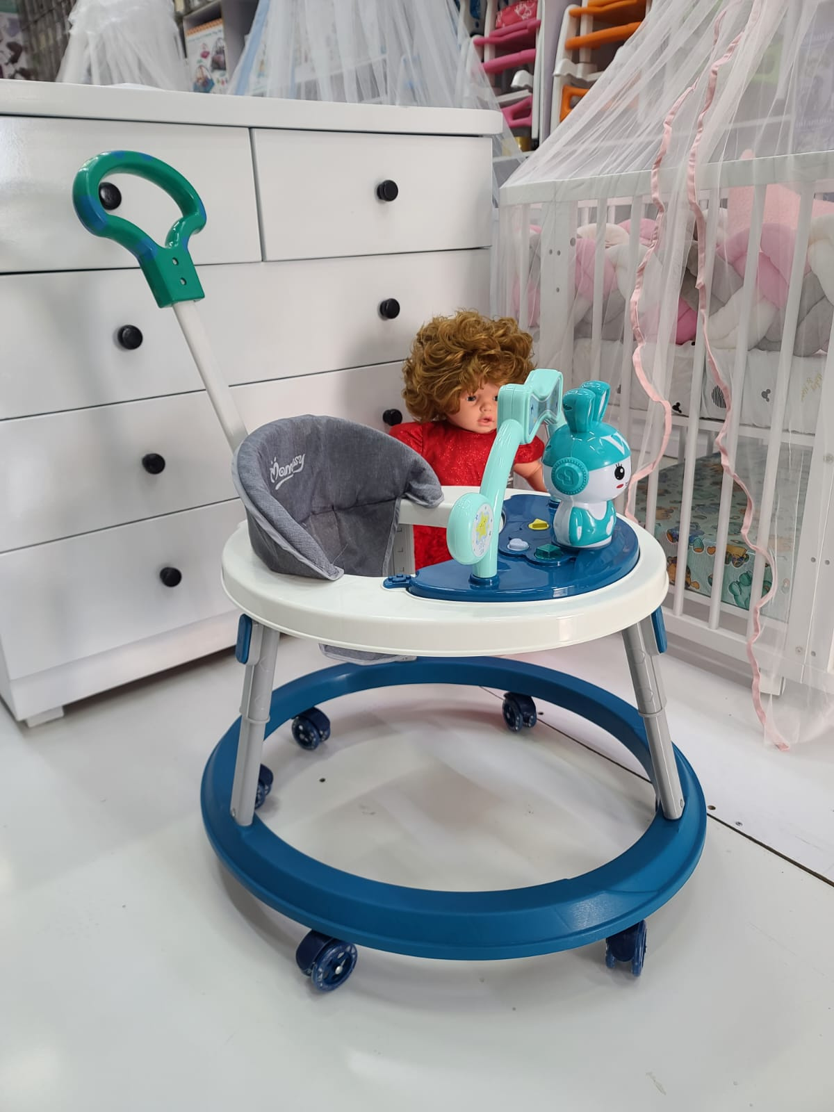 Adjustable baby walker