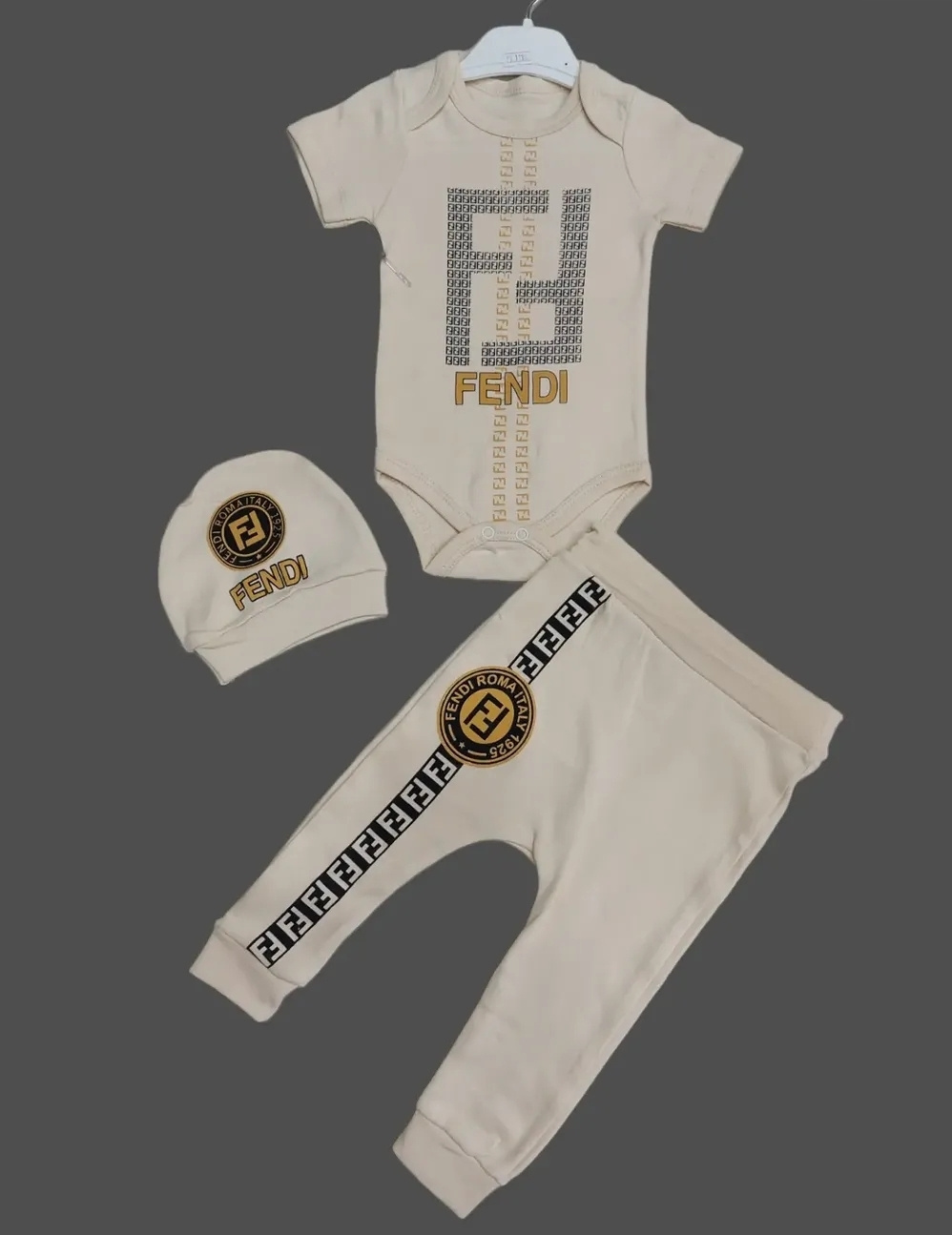 Luxury 3-Piece Baby Outfit Set (Roma Italia Style) – 6–12 Months