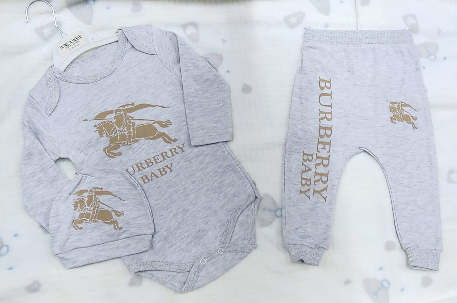 Luxury Grey Baby 3-Piece Layette Set (6–12 Months)
