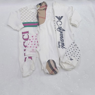 Fancy Cotton Romper Set (3-Piece) for Babies 9–12 Months | Soft Cotton Sleepsuit & Hat