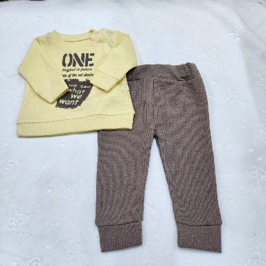 Baby Unisex Yellow Waffle-Knit Sweatshirt & Brown Leggings Set (0–6 Months)